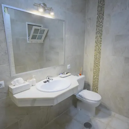 アパート Sunny Terraced Apartment In Costa Adeje, Tenerife South アデヘ